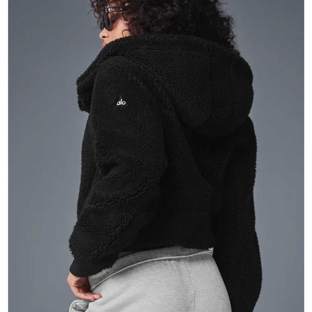 ALO Yoga espresso Teddy Jacket - Picture 2 of 5